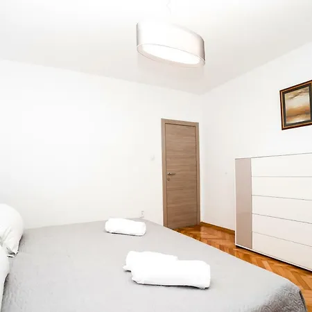 Апартаменти Casa Ana